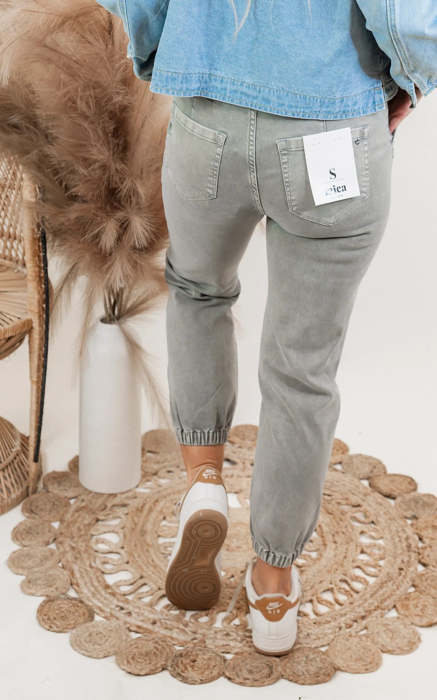 Ash Grey High Rise Jogger Crop | Mica*