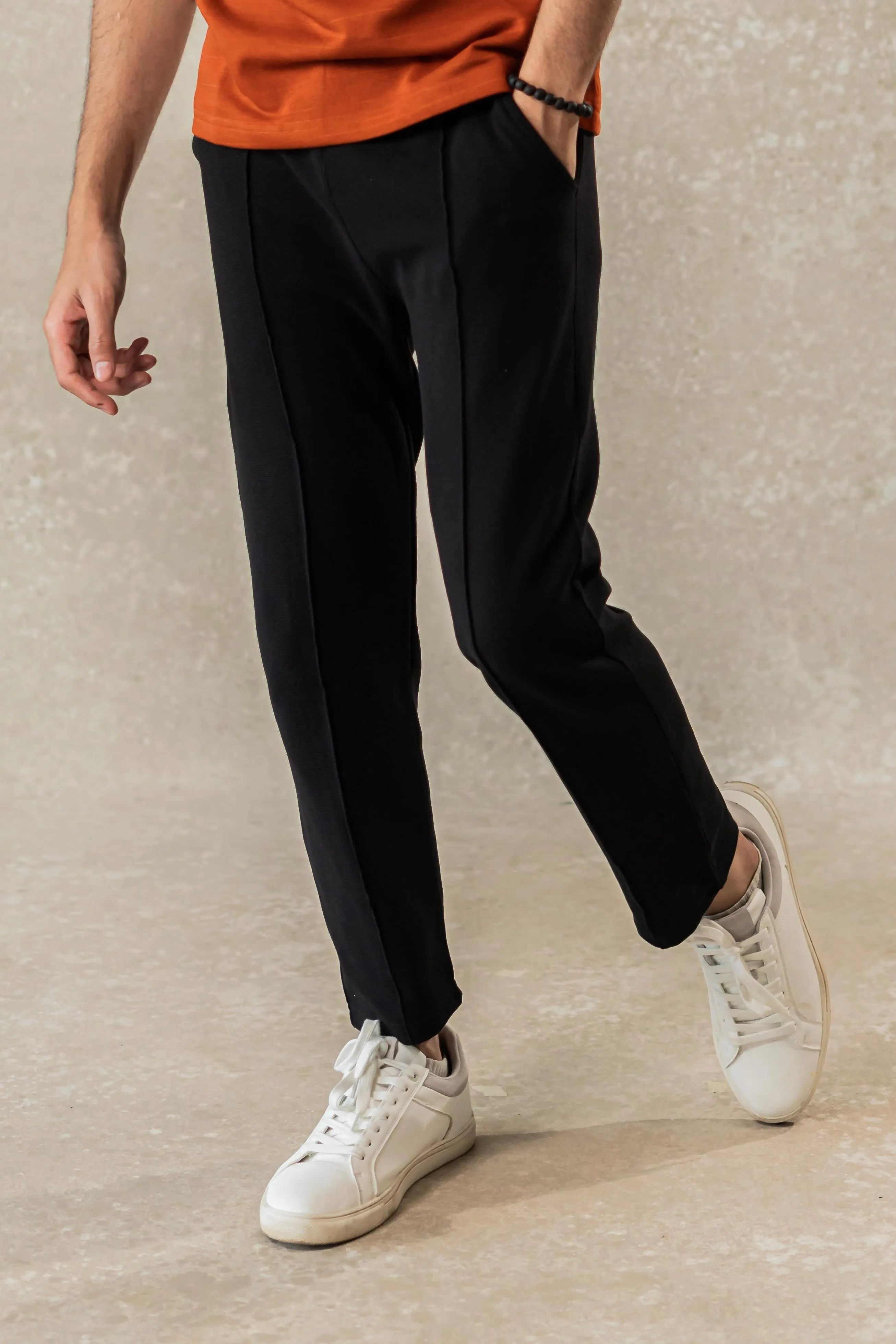 Black Jogpants (High Waist)