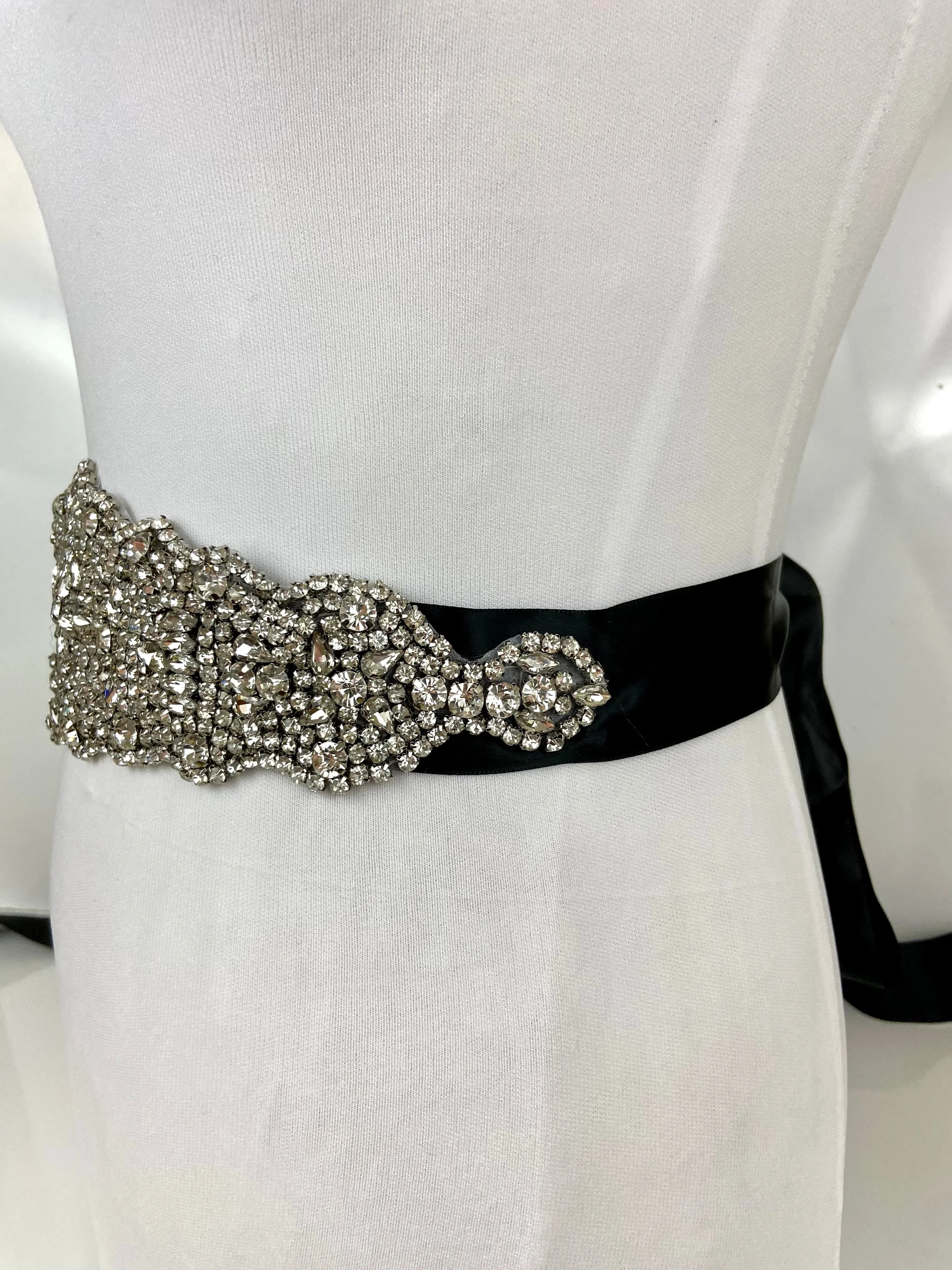 BLACK SATIN AND RHINESTONE
COCKTAIL SASH