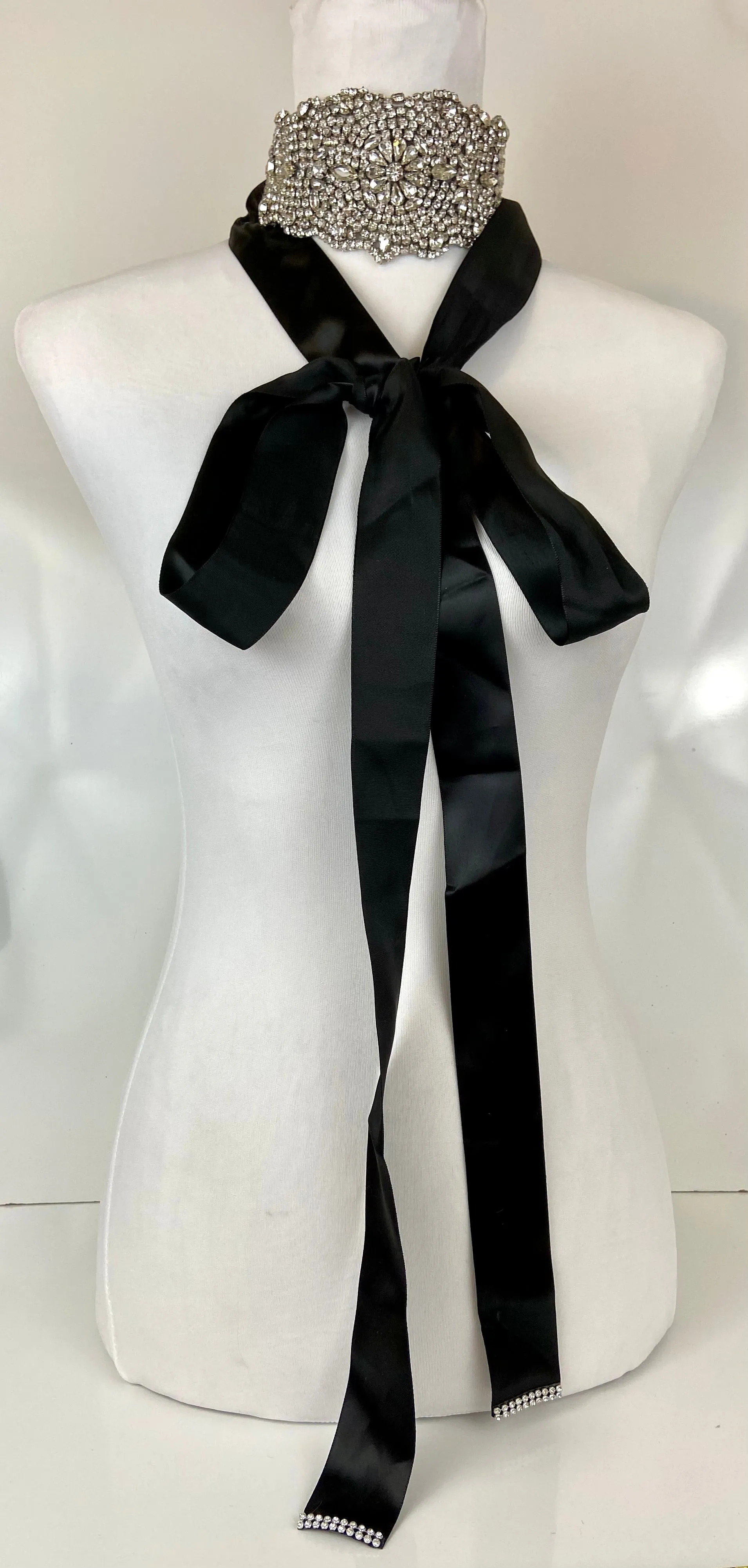 BLACK SATIN AND RHINESTONE
COCKTAIL SASH