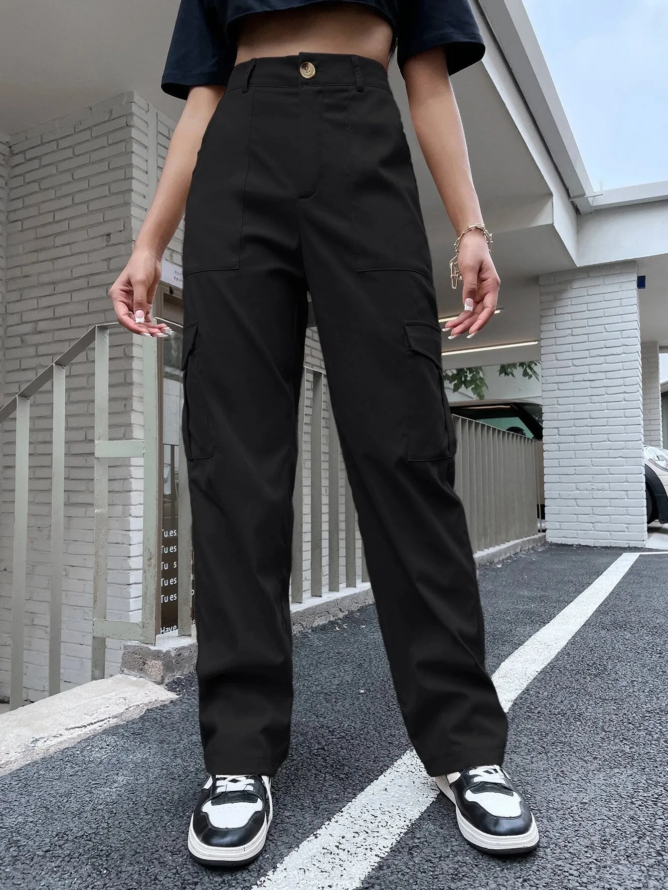 High Length Flap Pocket Side Cargo Pant