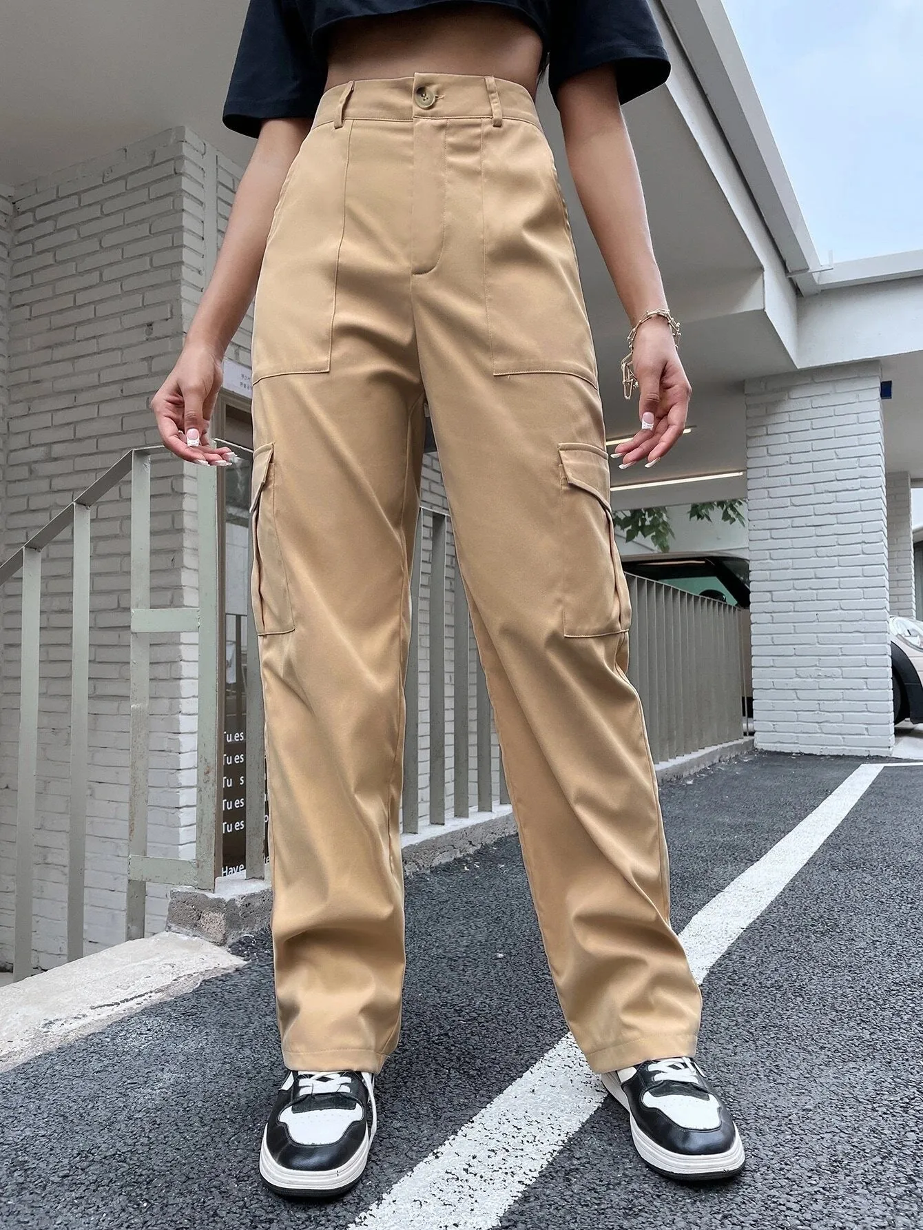 High Length Flap Pocket Side Cargo Pant