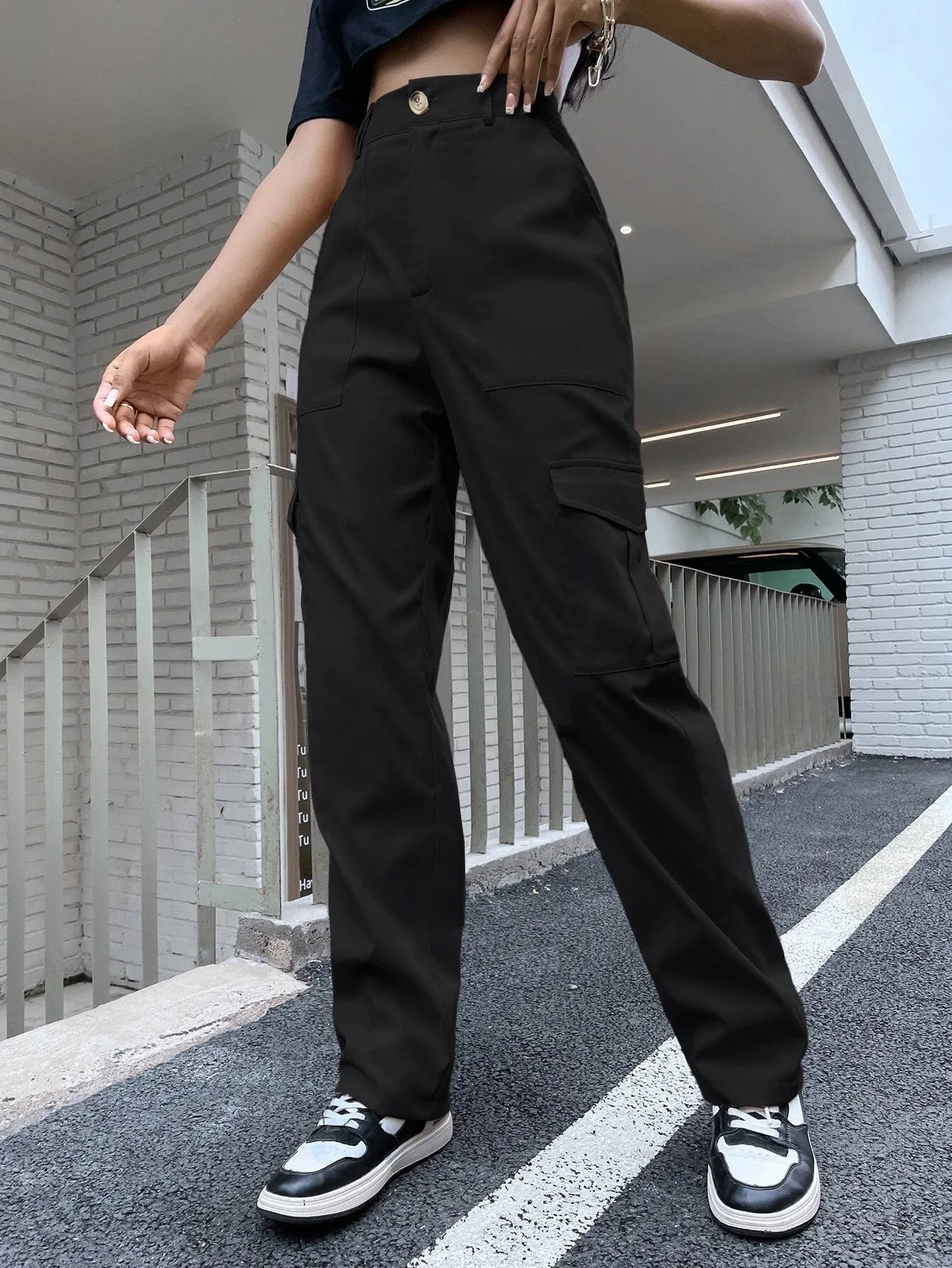 High Length Flap Pocket Side Cargo Pant