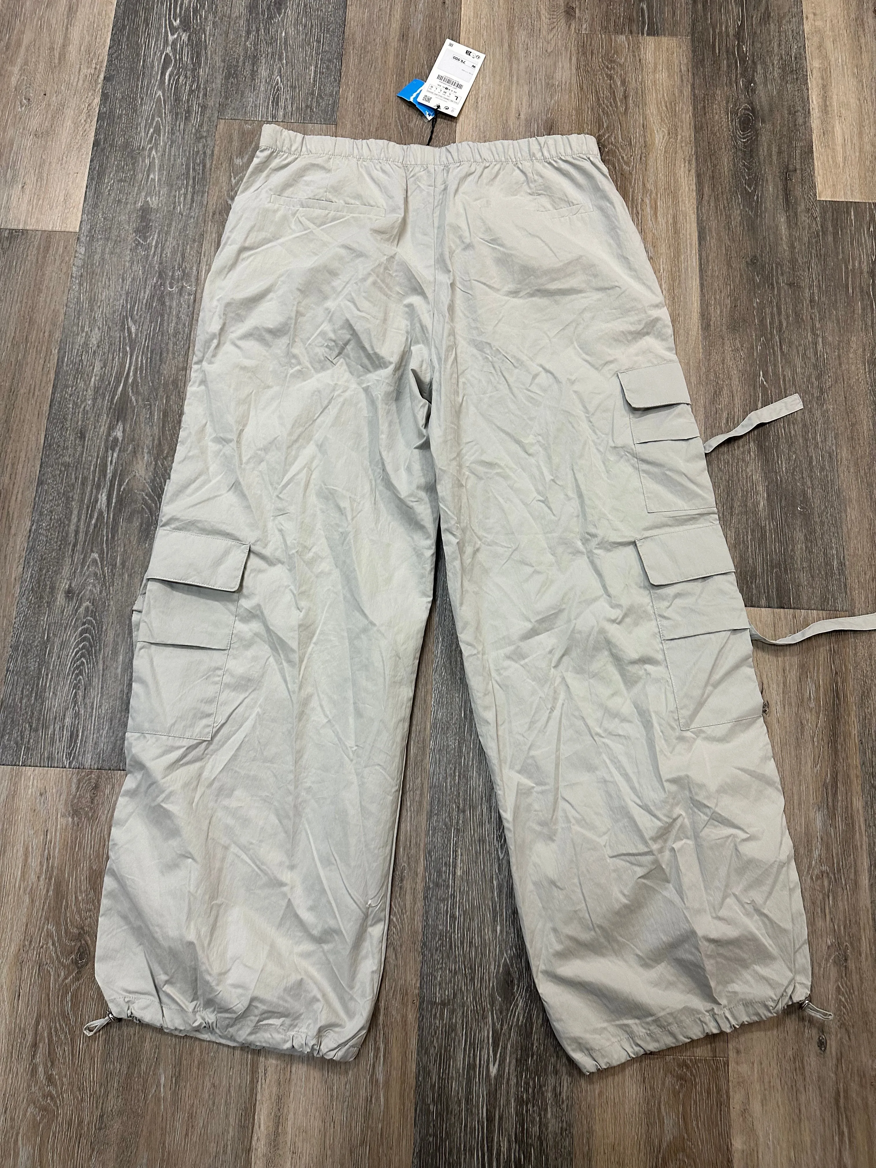 Pants Cargo & Utility By Zara In Tan, Size: L