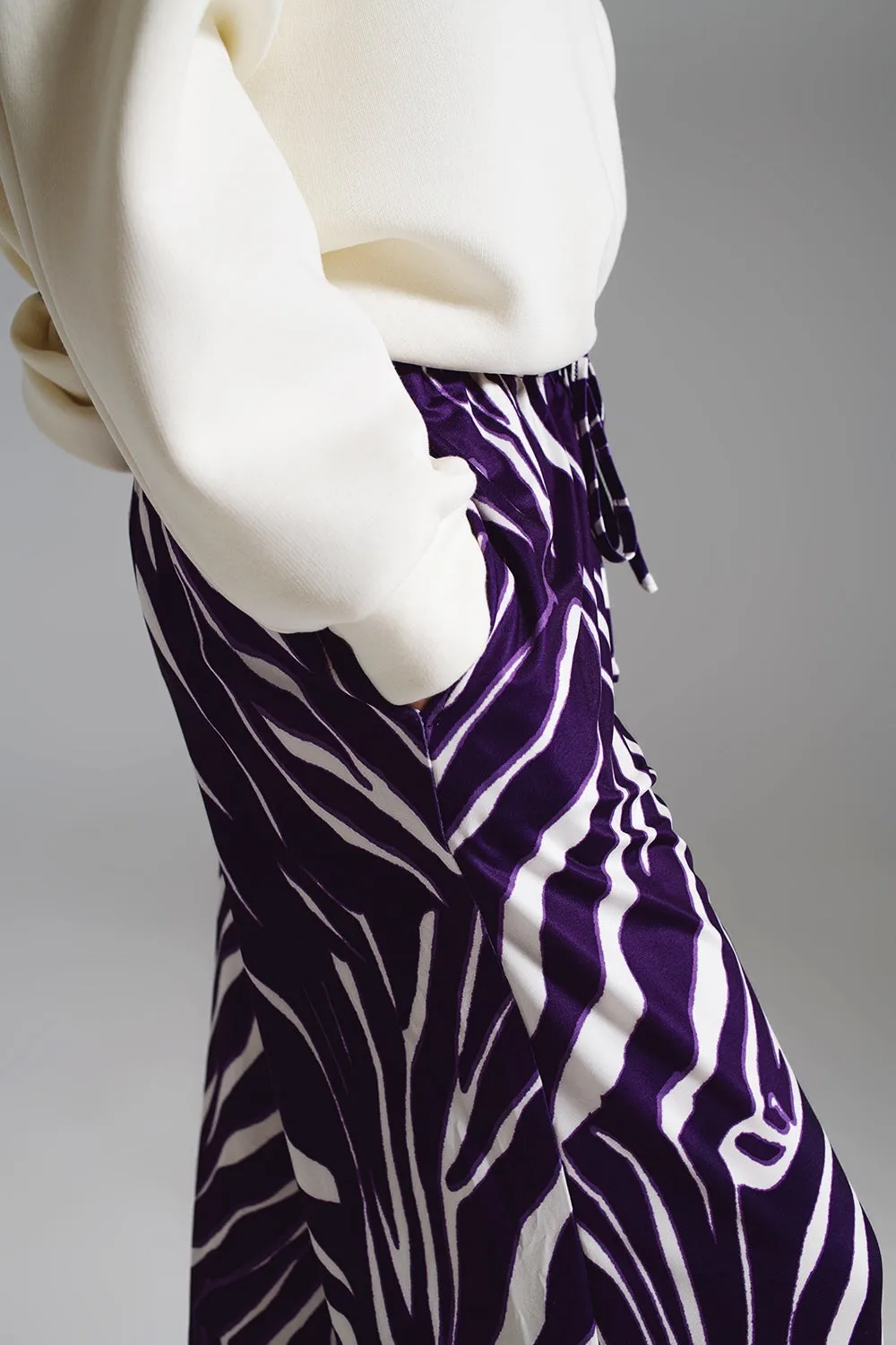 Straight Pants with zebra print in Purple and White