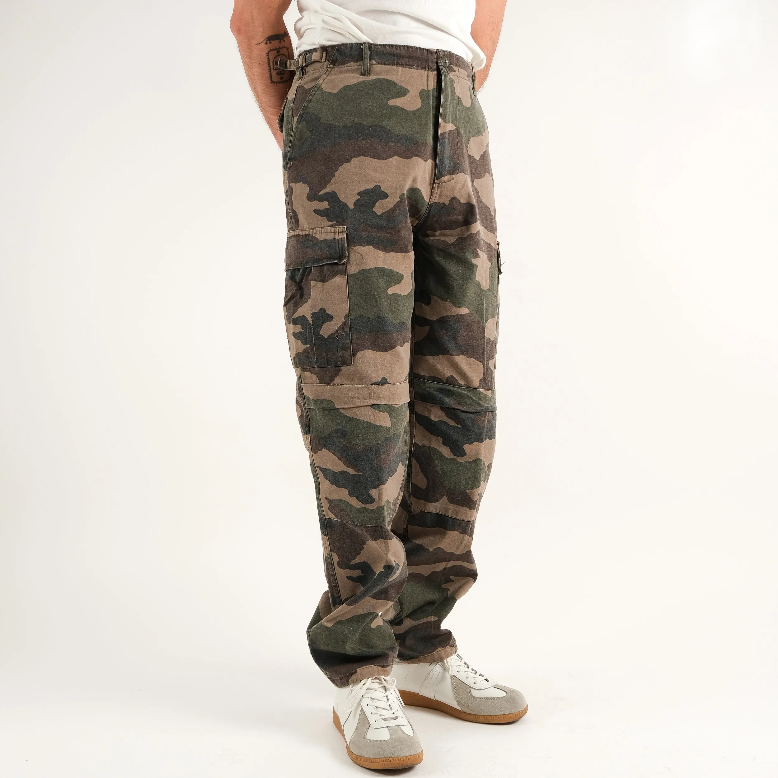 US WOODLAND CAMO CARGO PANTS